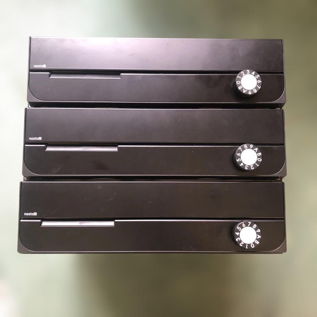 ナスタ　ポスト ブラック3戸用