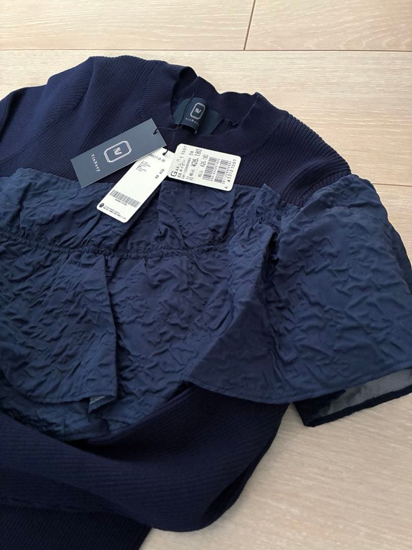 【かなぶん様】新品 高額‼︎ 2.6万Vin Navy フリル リブニット