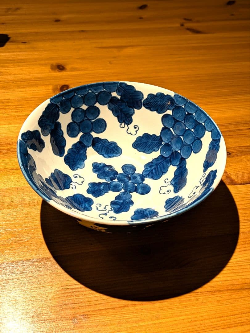 大明成化年製　葡萄　深皿　大鉢　明時代