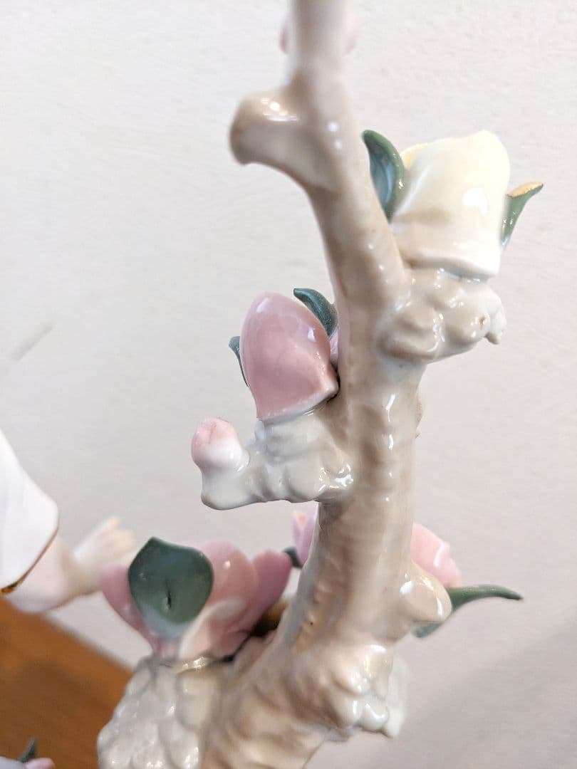 エレガント　陶器製人形　アンティーク調　リヤドロ風 ロココ調　置物