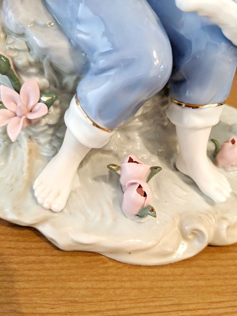 エレガント　陶器製人形　アンティーク調　リヤドロ風 ロココ調　置物