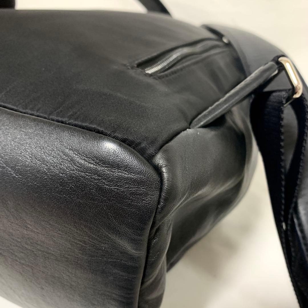 【雑紙掲載　A4収容可能】ガリャルダガランテ　リュック　バックパック　レザー