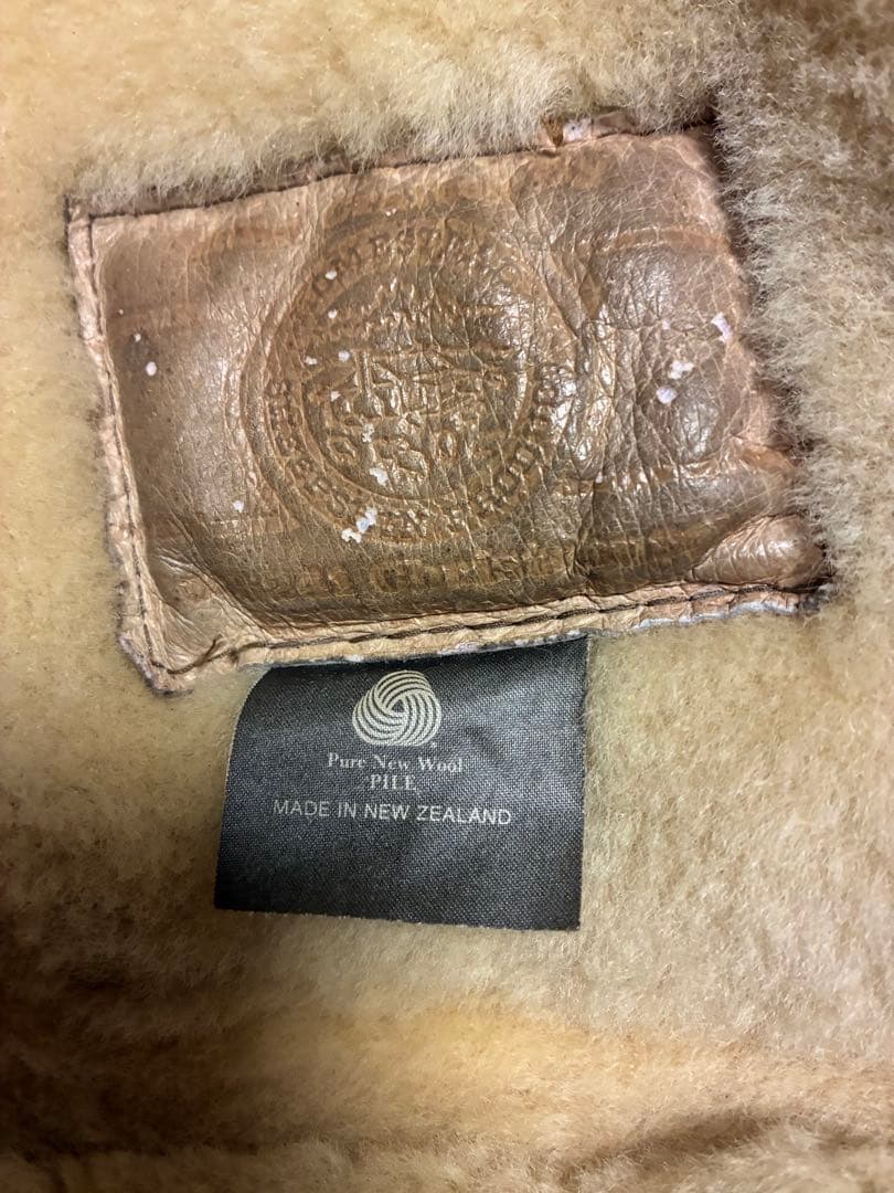 羊裏革ブラウン レザージャケット 内側は革付き羊毛そのまま。ニュージーランド製。