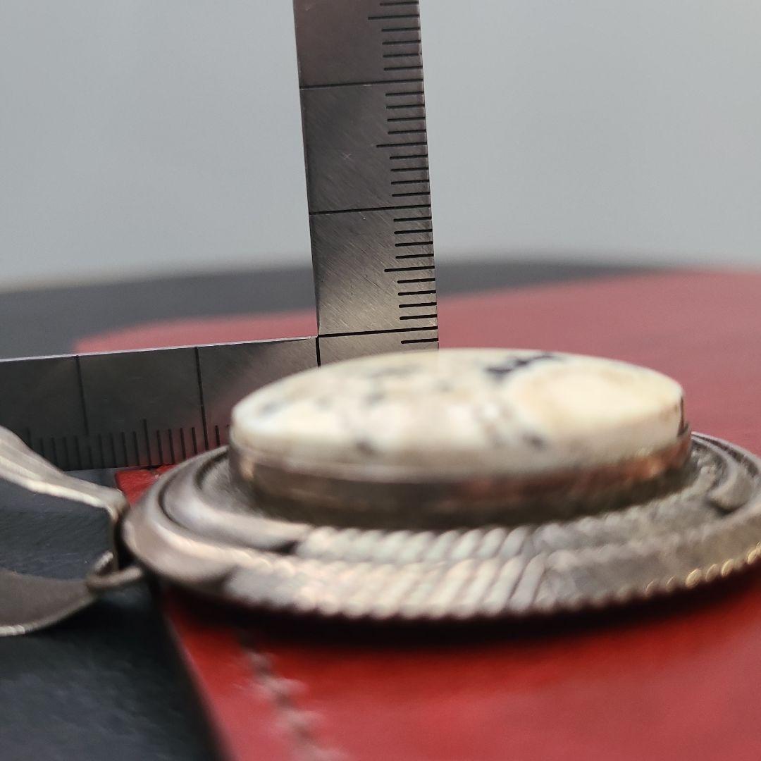 おおぶり28g 希少ホワイトバッファロー ペンダントトップ