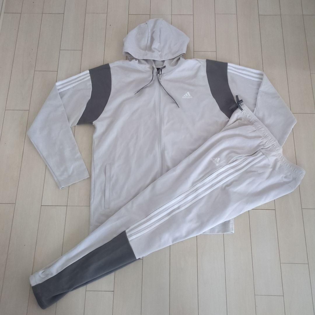 【新品・稀少サイズ4XO】アディダススポーツウェアリブインサートトラックスーツ