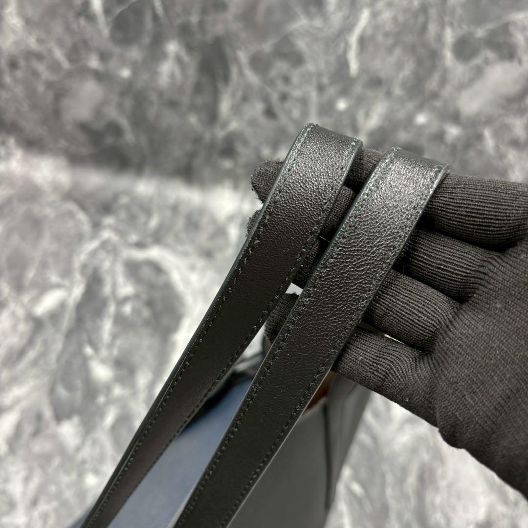 grem-t ✨ジミーチュウ　トートバッグ　バイカラー　スタッズ