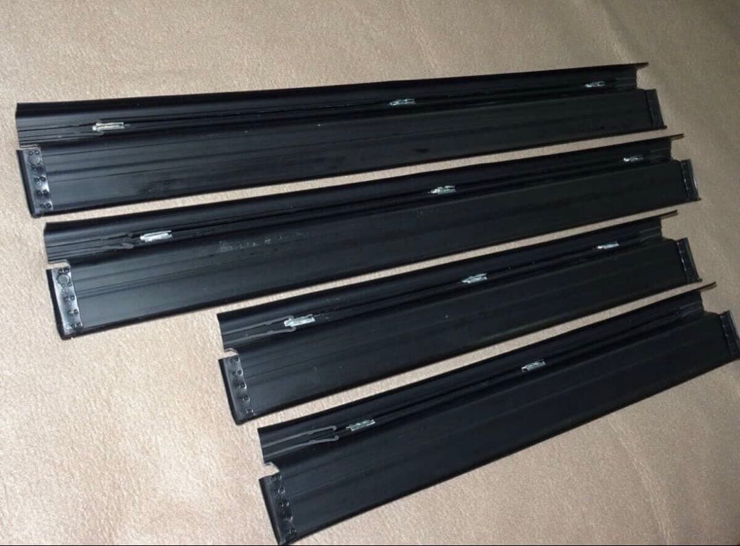 ビバンダム君専用 メルセデスベンツ W124純正ドアシル・スカッフプレート