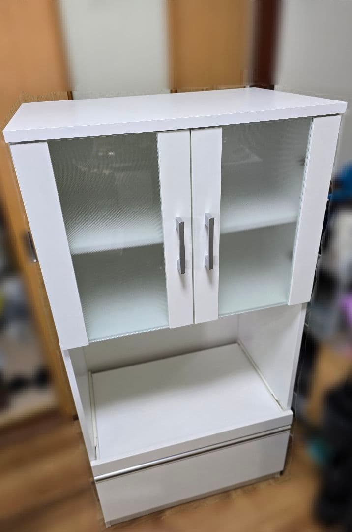 G*G様 ニトリ ホワイト 食器棚 ガラス扉付き