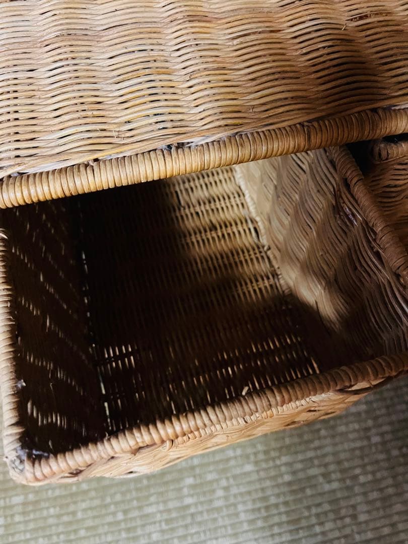 レトロ可愛いラタンチェスト 収納棚 籐家具 アイアンフレーム