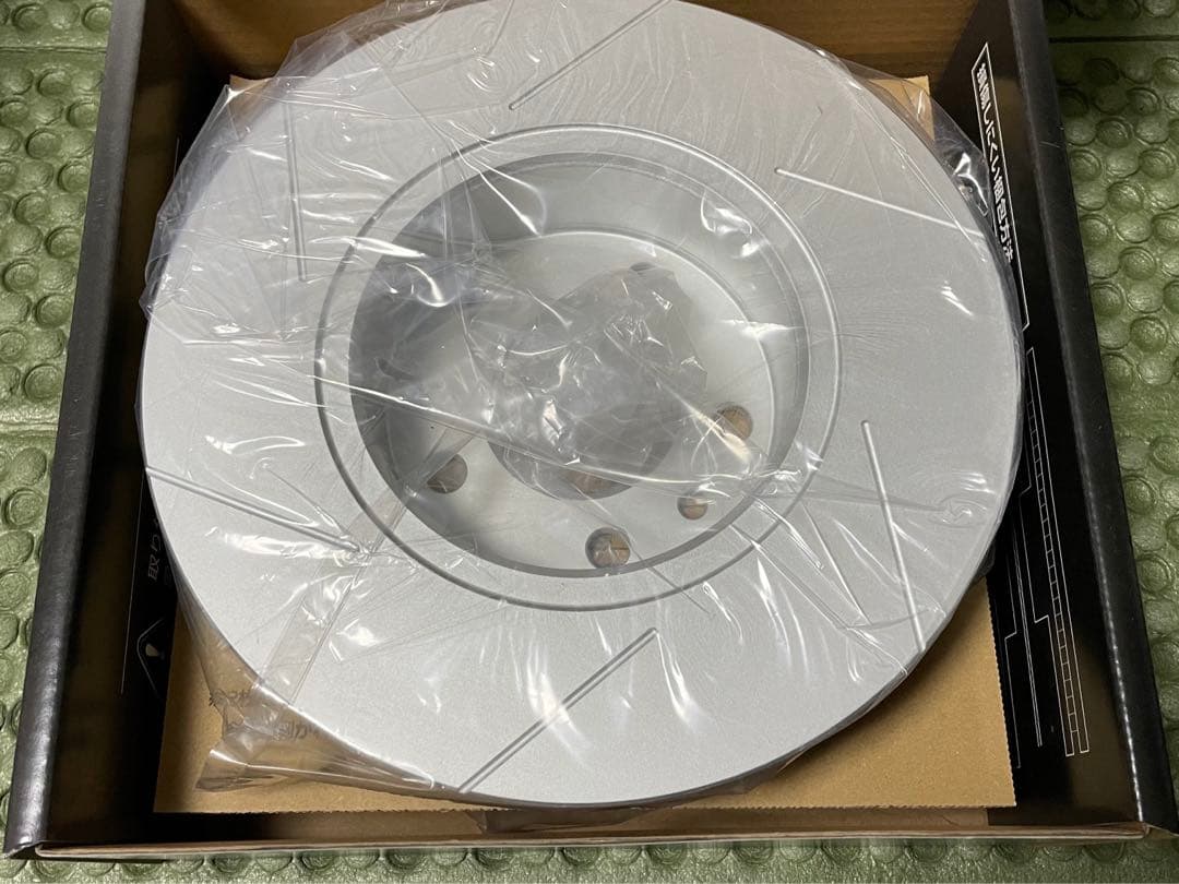 DIXCEL ディクセル　アルファロメオ　147 156 リア　新品　タイプSD