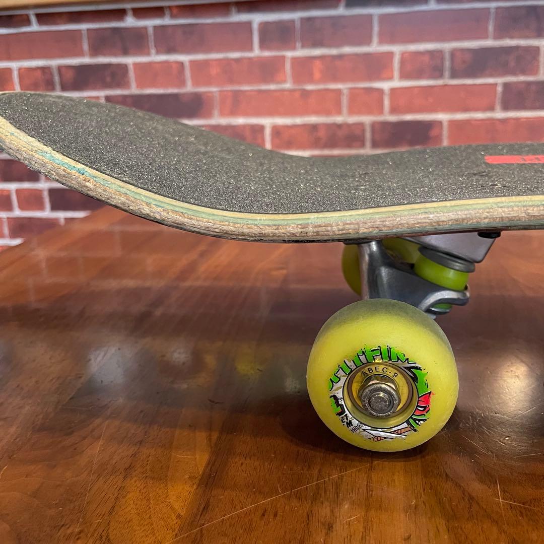 パレス　スケートボード　スケボー　コンプリート　スピットファイア　サンダー