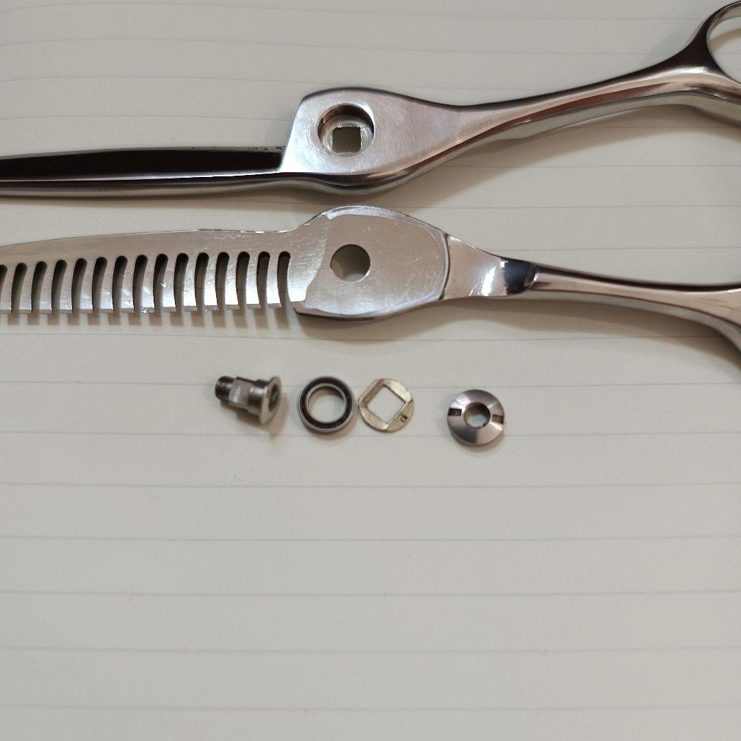 ほぼ新品　すき率約35％　VG10 プロ用　セニング　スキバサミ理容　美容