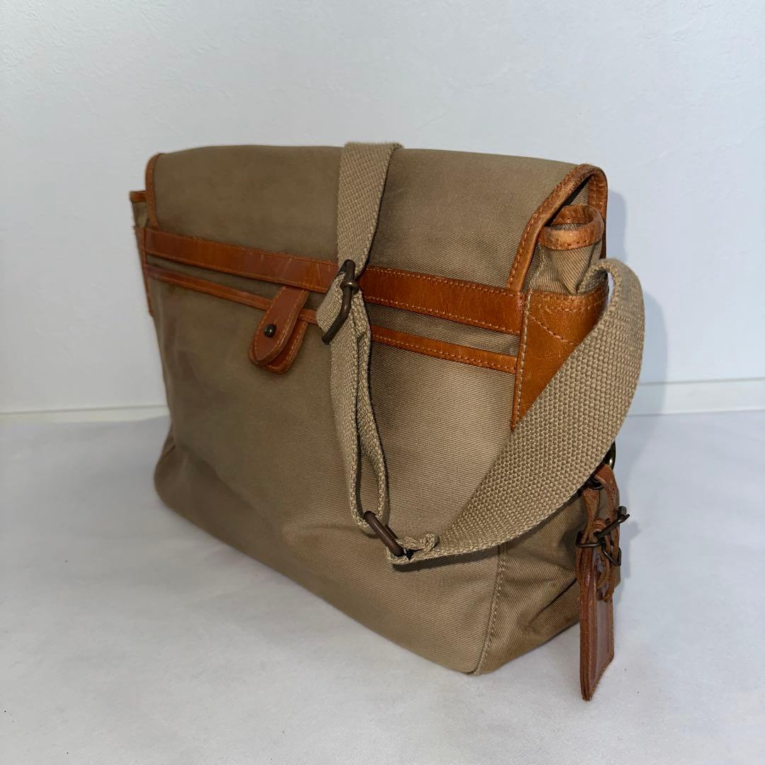 【希少】ポロラルフローレン サファリバッグ メッセンジャー　フラップ ベージュ