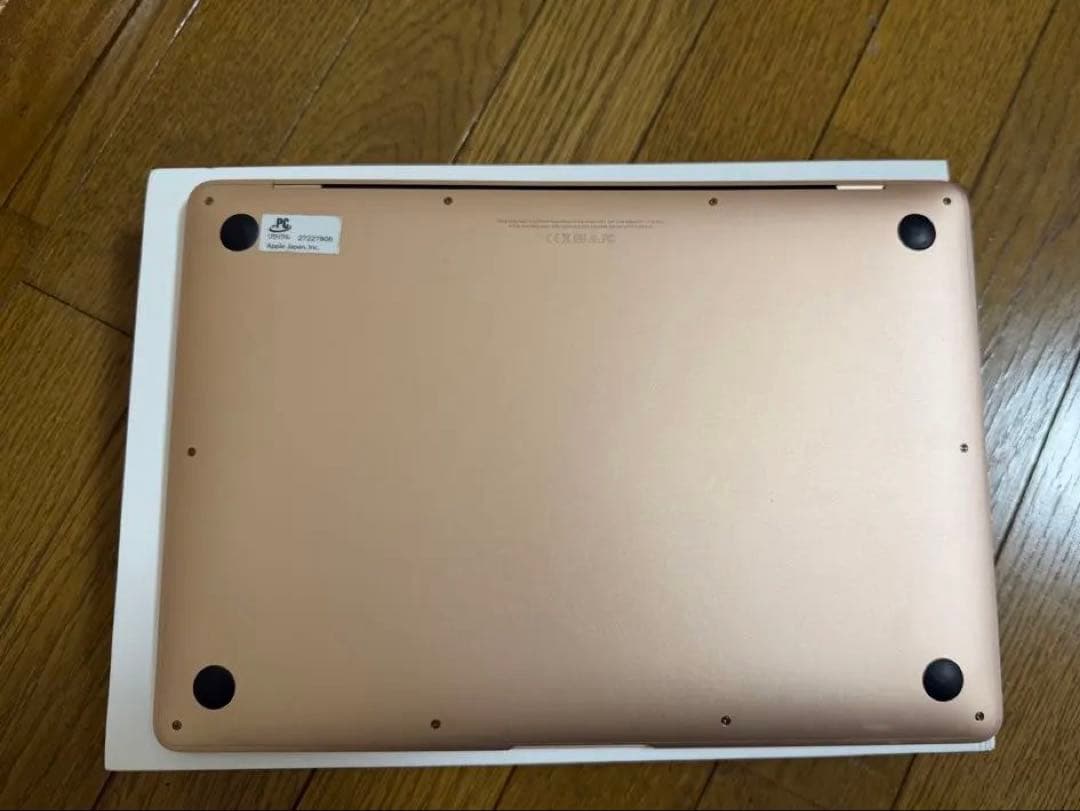 く*ま様 MacBook Air 13インチ（2018年モデル）