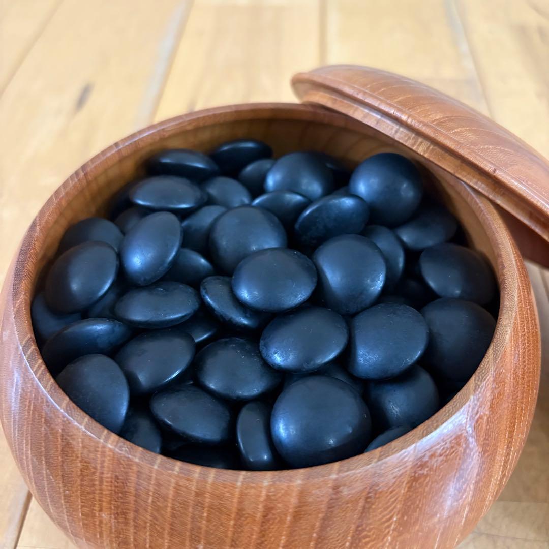 ☆囲碁☆ 高級　36号　本蛤石 那智石　碁笥 へそ付き　5.9寸　桐箱