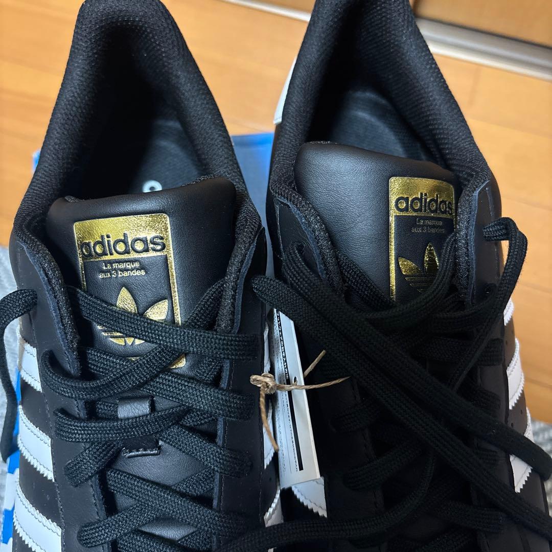 adidas スーパースター　superstar 金ベロ　EG4959