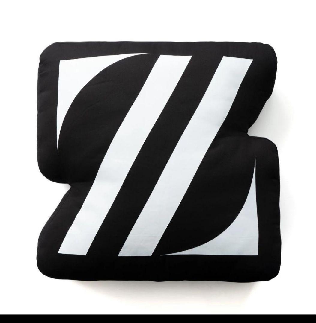 ZETA DIVISION Z MARK CUSHION M クッション
