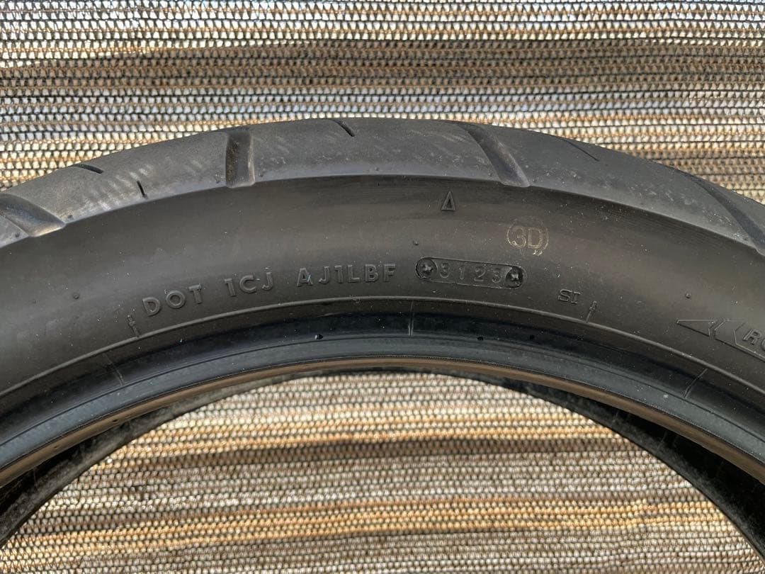 年末年始価格☆IRC RX-02 110/70-17 140/70-17☆