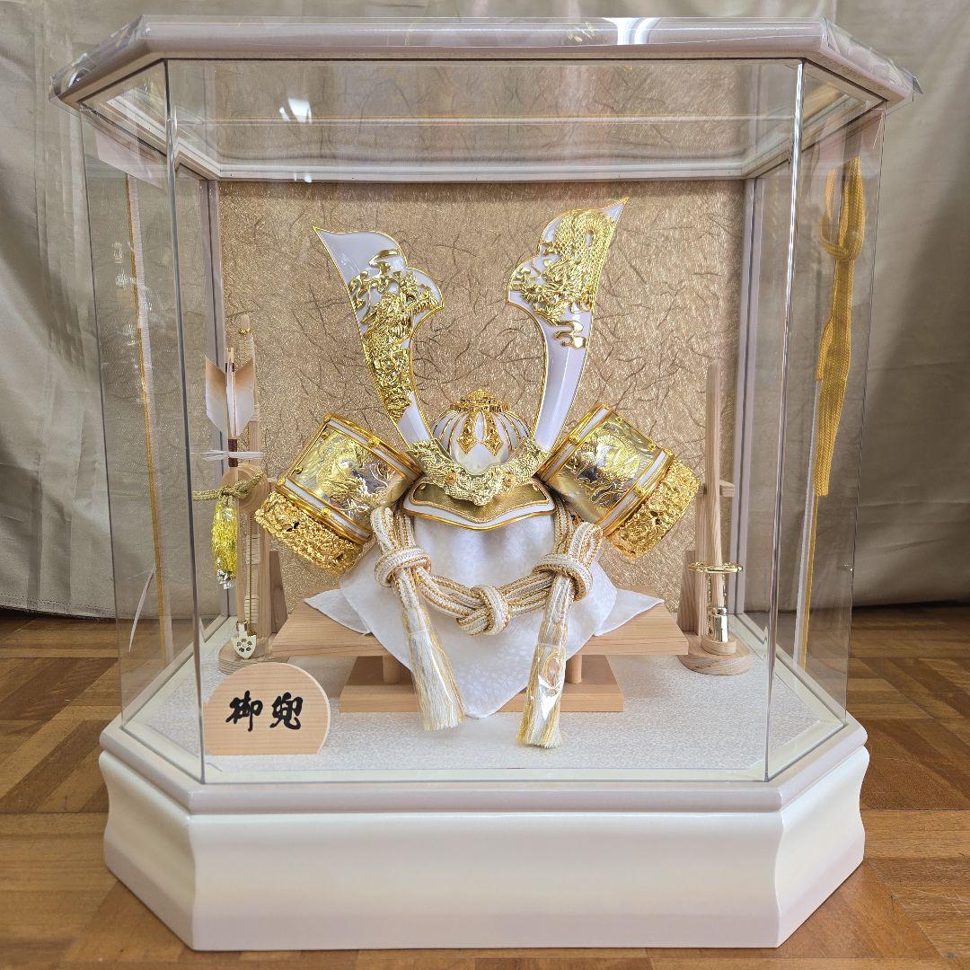 【展示品限り】くわ型兜　ケース飾り　※閉店セール　K4