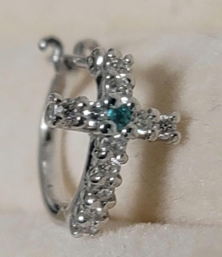 プラチナ　ダイヤモンド　フープピアス
