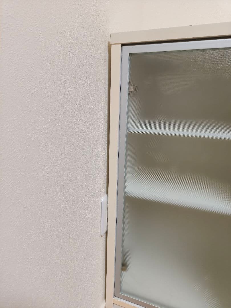 【送料込】ホワイトキャビネット 収納付き　ニトリ　キッチンボード　カップボード