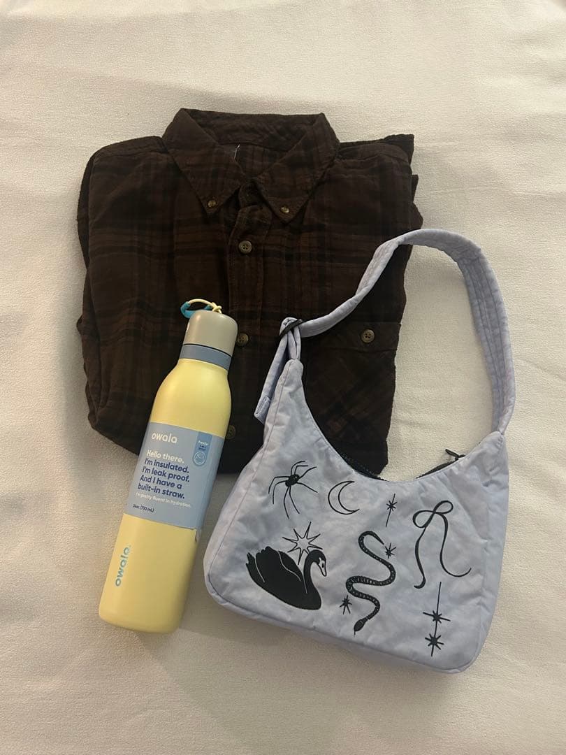 Owala 水筒 タンブラー　24 oz イエロー　ブルー　アメリカ購入