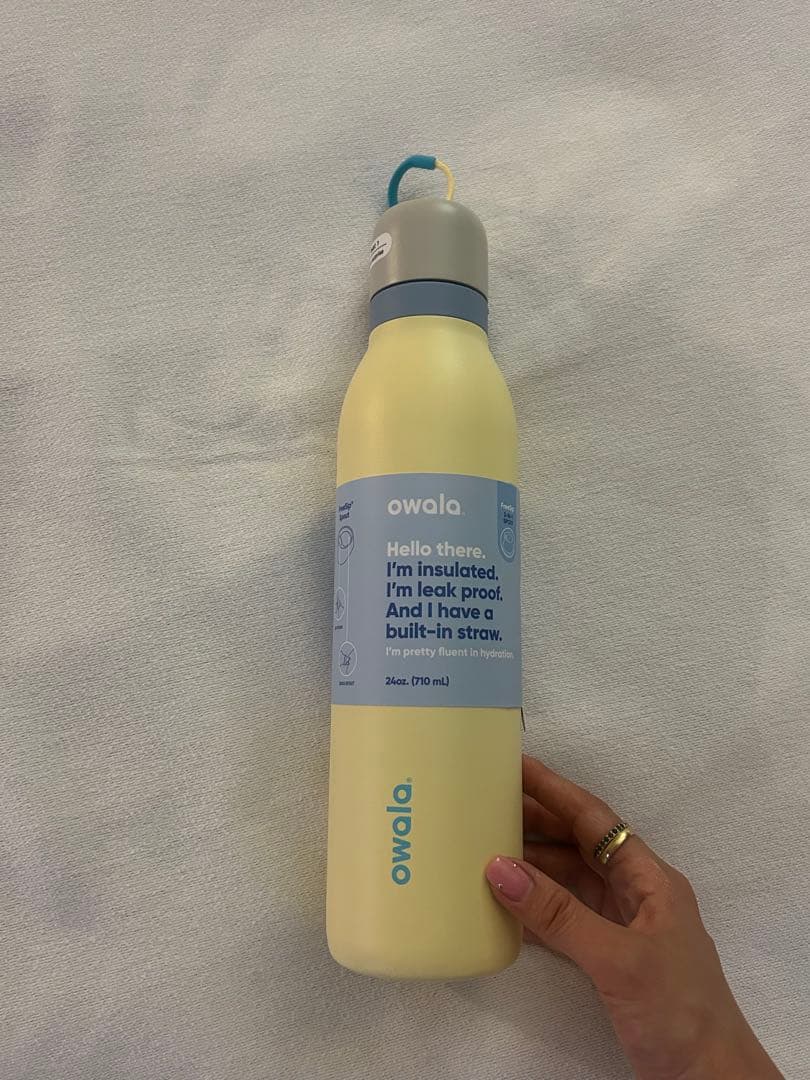 Owala 水筒 タンブラー　24 oz イエロー　ブルー　アメリカ購入