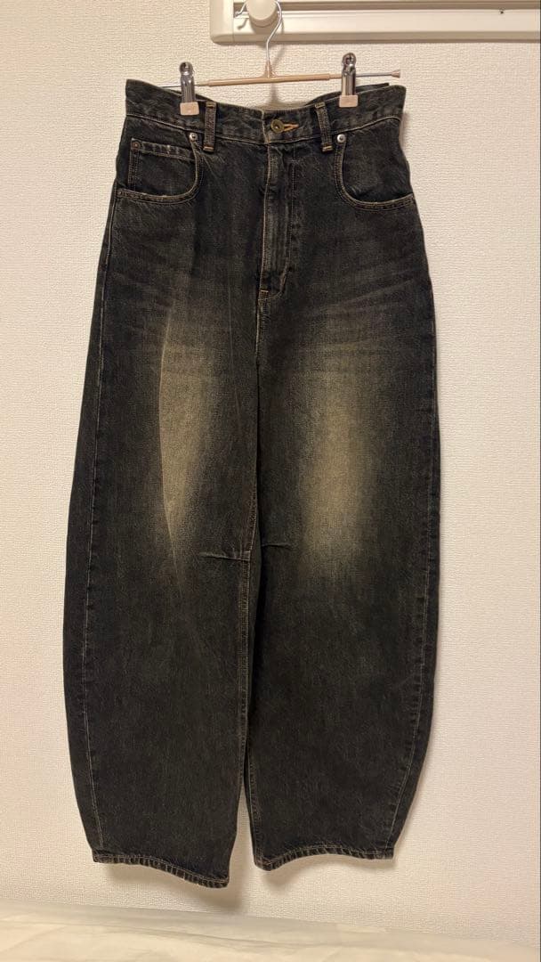 パンツ STUDIOUS Damaged Barrel Leg Jeans
