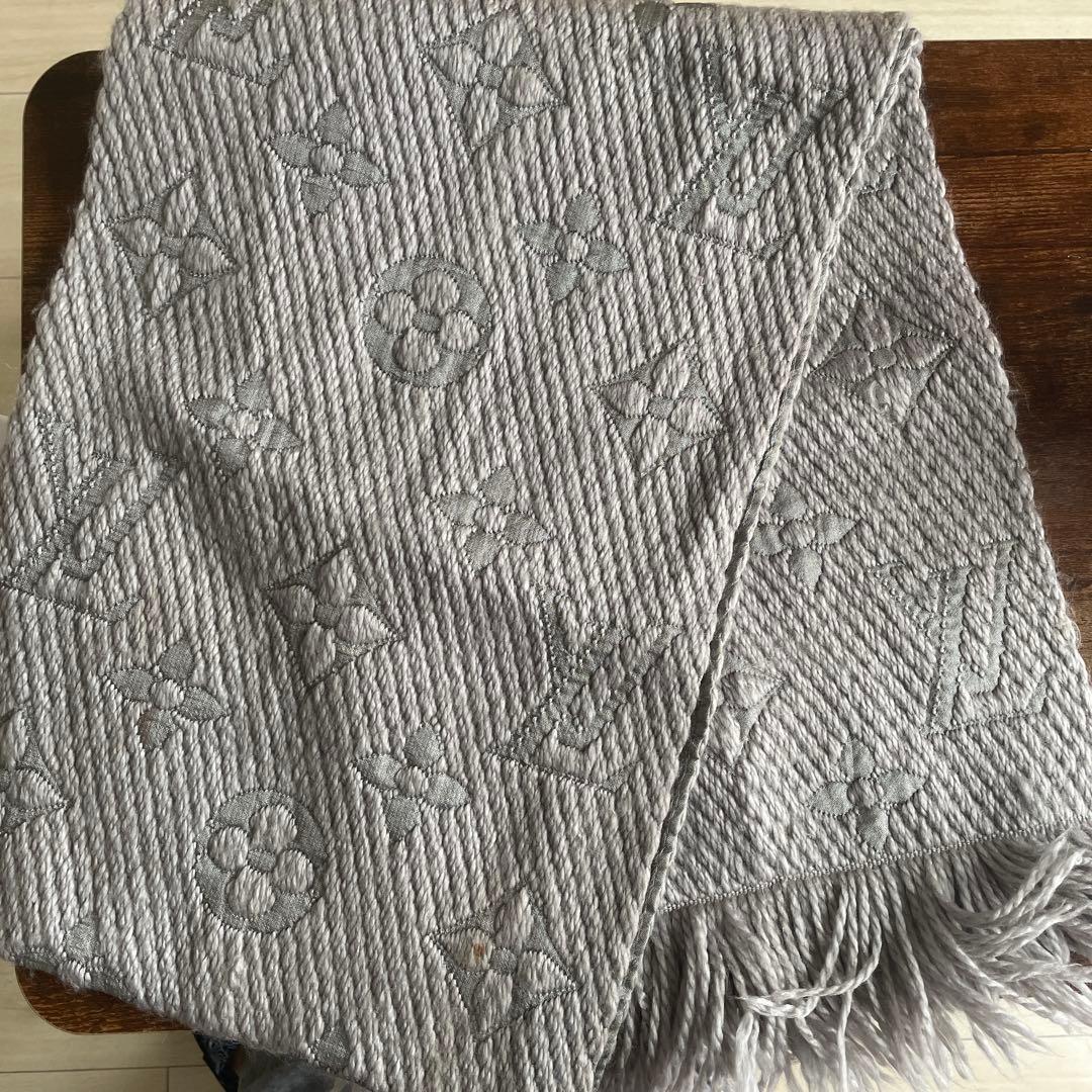 ヴィトンマフラー