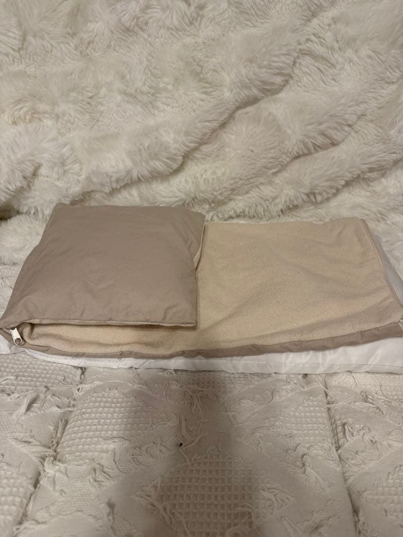 million ゲットアウェイ　アッシュローズ　ペット用鞄　クッションセット