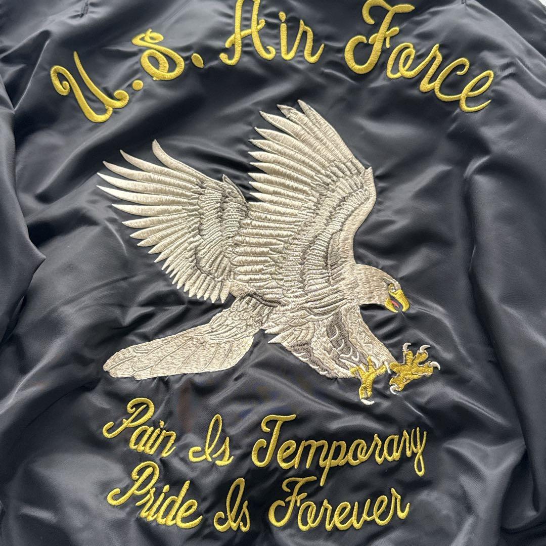 【人気】AVIREX MA-1 452nd SQUADRON　フライトジャケット