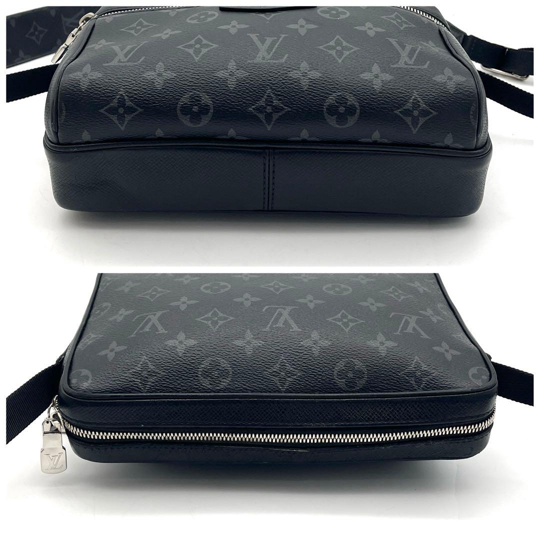 ルイヴィトン アウトドアメッセンジャーPM ショルダー　モノグラム　エクリプス
