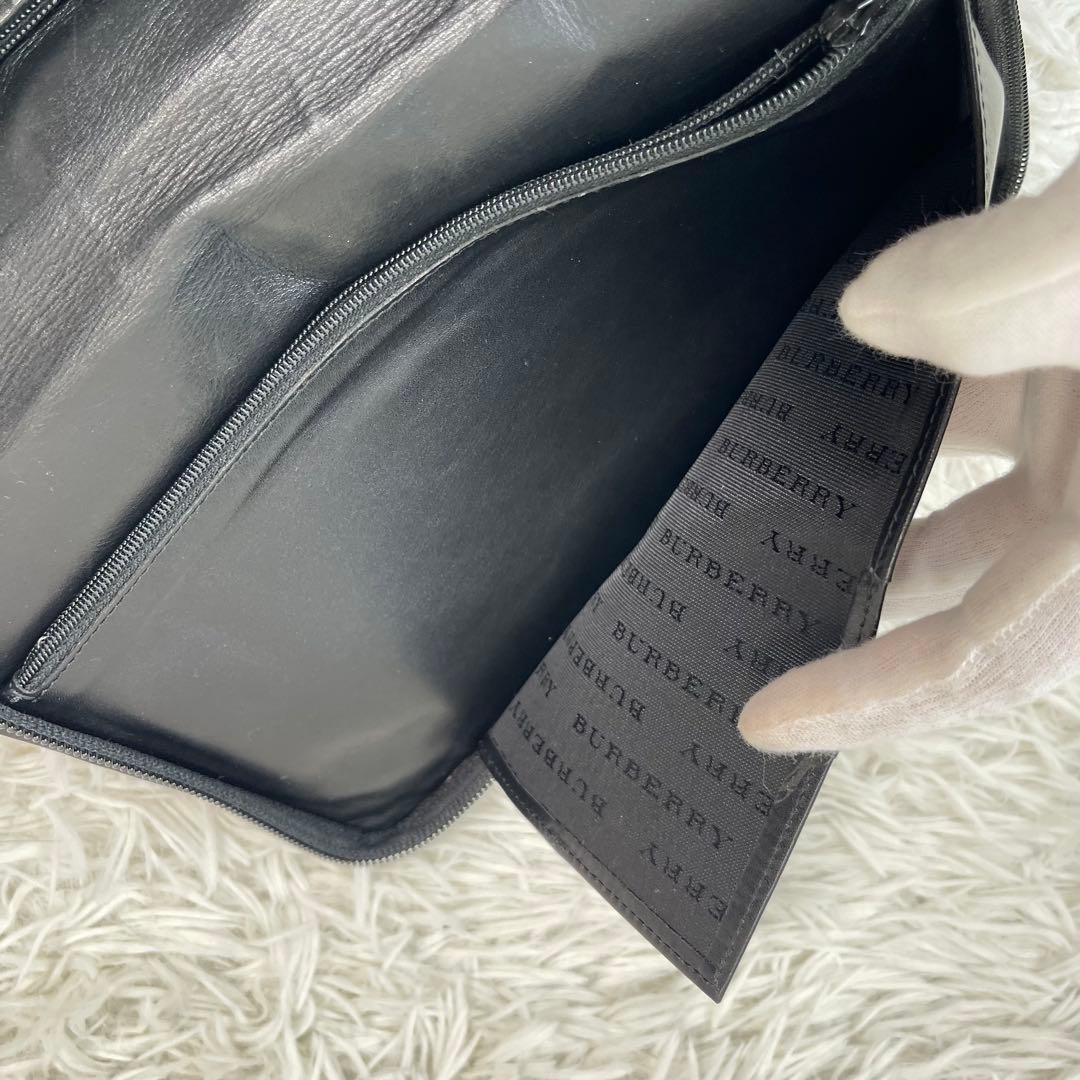 美品✨BURBERRY トラベルケース クラッチバッグ 小銭入 札入 長財布 黒