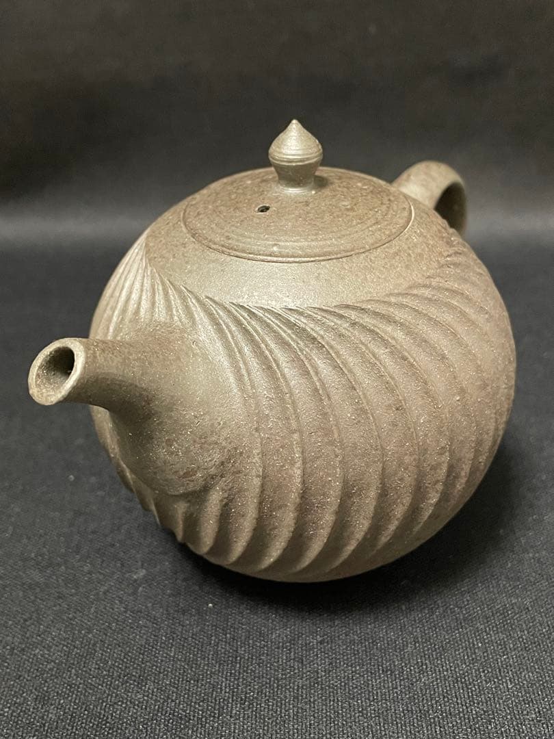 加藤財　彫　黒丸　急須