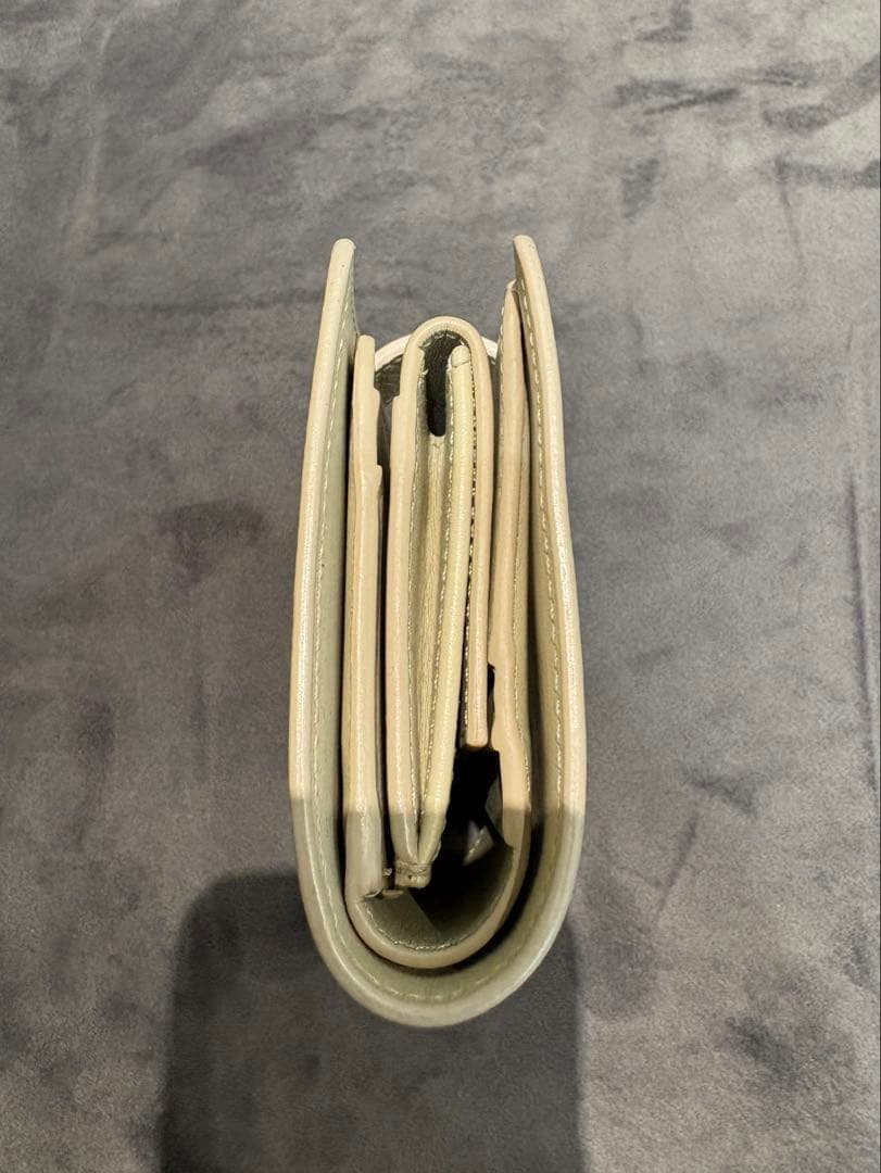 セリーヌ スモール ストラップウォレット エッセンシャル