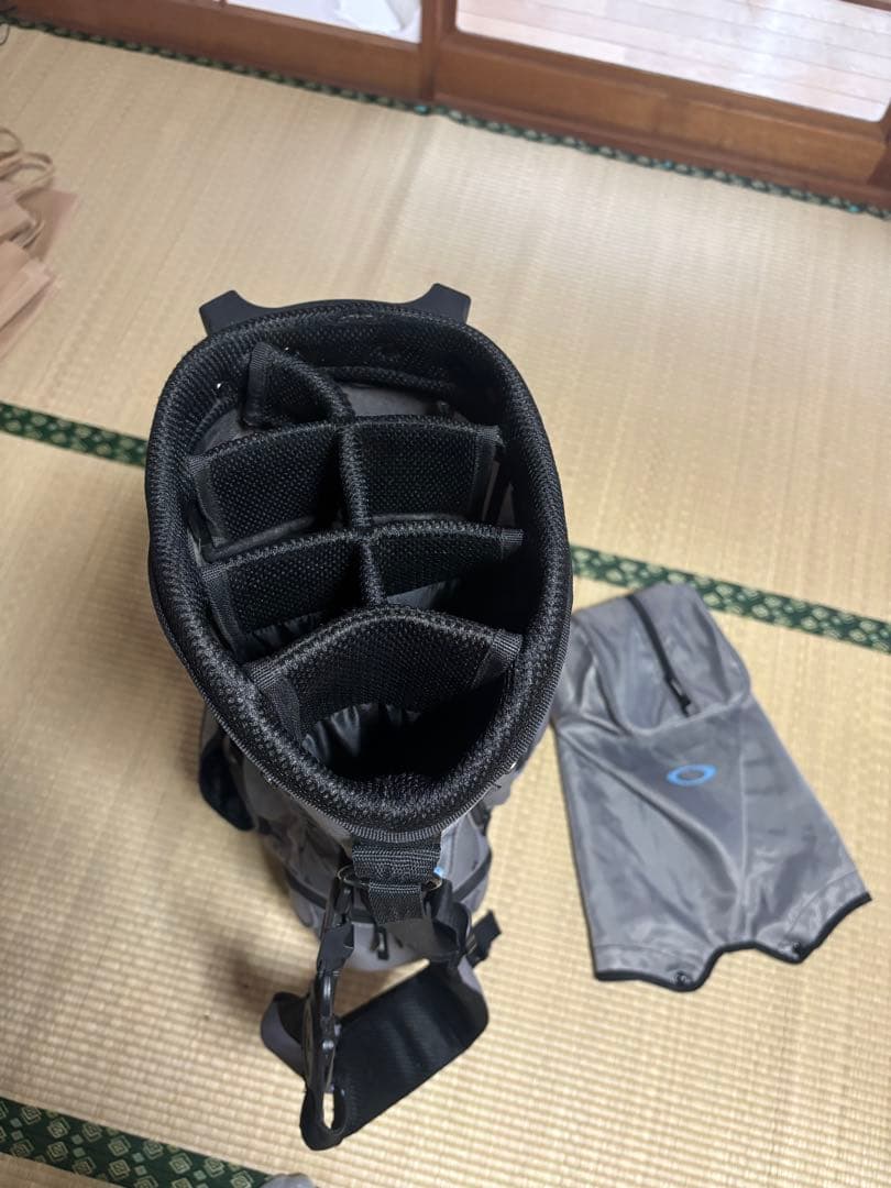 Oakley オークリー スタンド式キャディバッグ