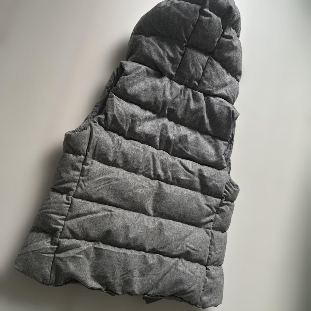 お値下げ⭐️美品⭐️TATRAS フード付きグレーダウンベスト
