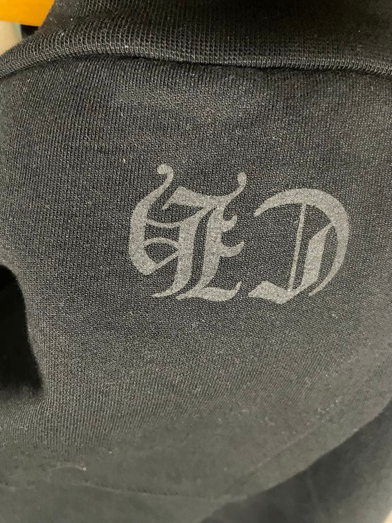 【並行輸入】CHROME HEARTS ブラック パーカー
