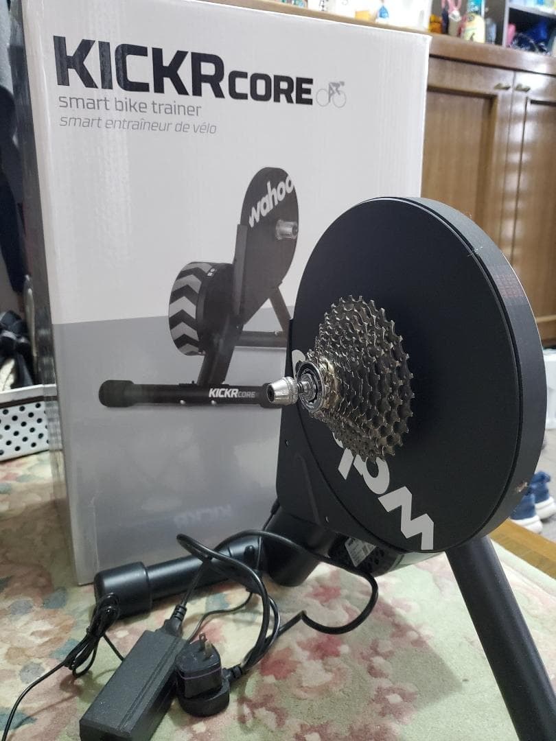 Wahoo KICKRCORE スマートローラー台 キッカーコア スプロケ付