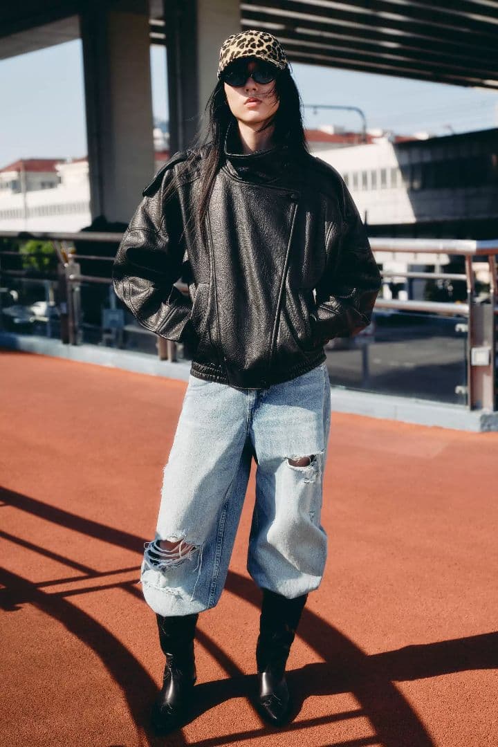 ZARA　フェイクレザージャケット ハイネック 　XSサイズ　　黒