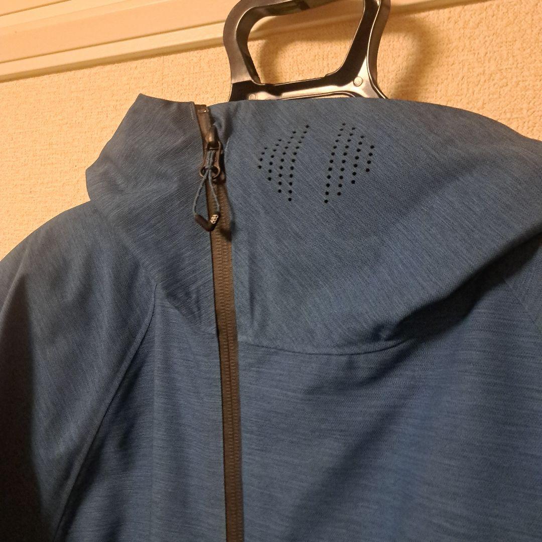 686 フード付きスノーボードウェア