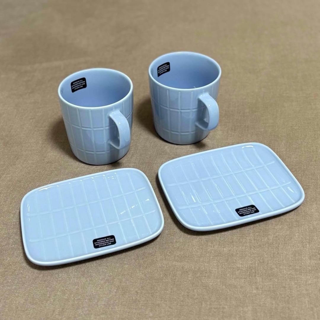 マリメッコ【marimekko】Tiiliskivi　マグカップ　プレート　水色