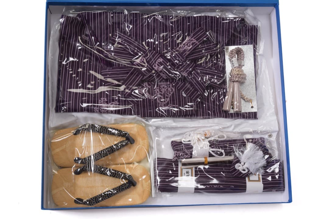 閉店セール　11-【新品】七五三　衣装　5歳　男の子　フルセット　白系　紫