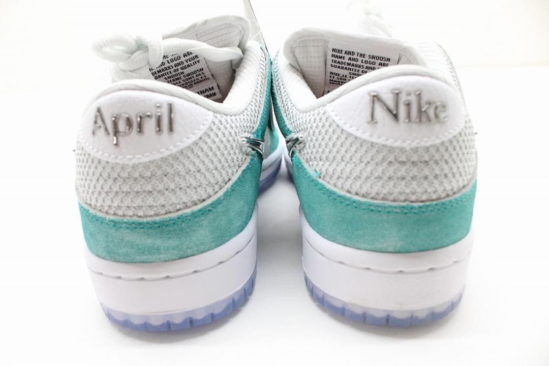 ナイキ SB ダンク ロー プロ QS 77-JY2505-89