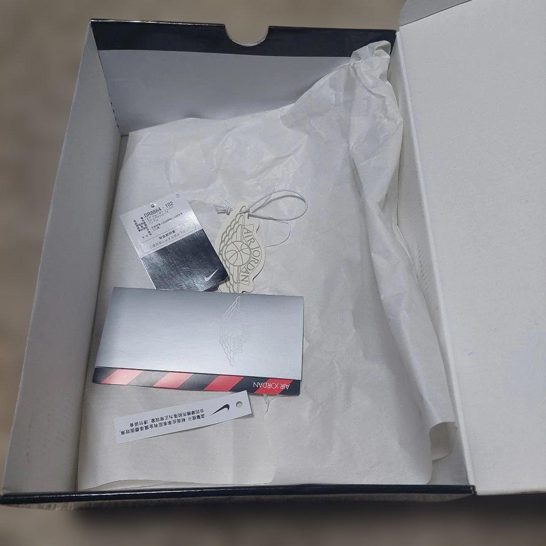 靴 Air Jordan 2