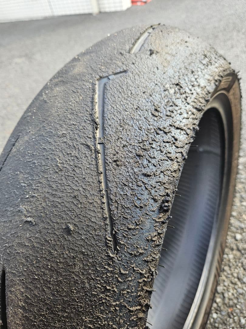 スーパーコルサsc1　V4 前後 120/70ZR17 200/55ZR17