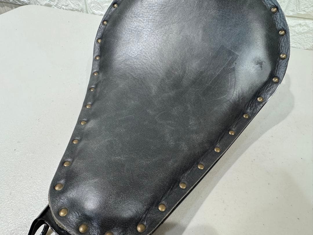 純正　OP スポーツスター　ハーレー　XL1200 ソロ　サドル　シート　883