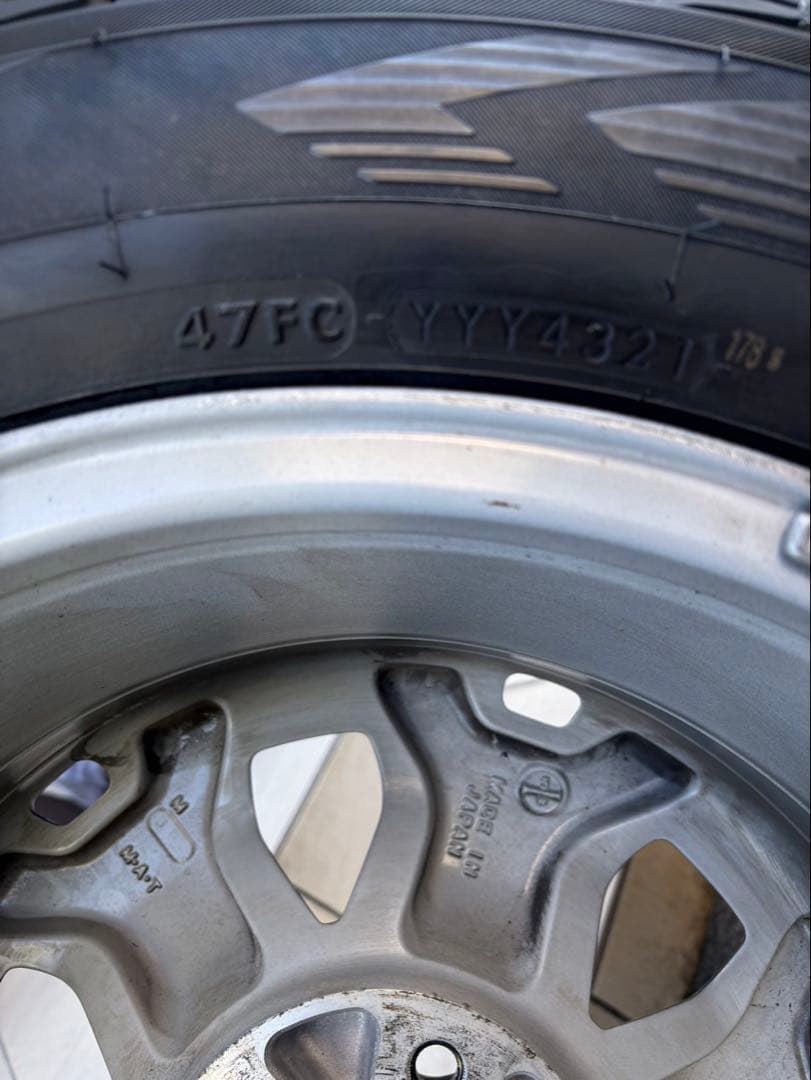 スバルフォレスターＸブレイク純正ホイール　横浜ゴムスタッドレス　アイスガード付き