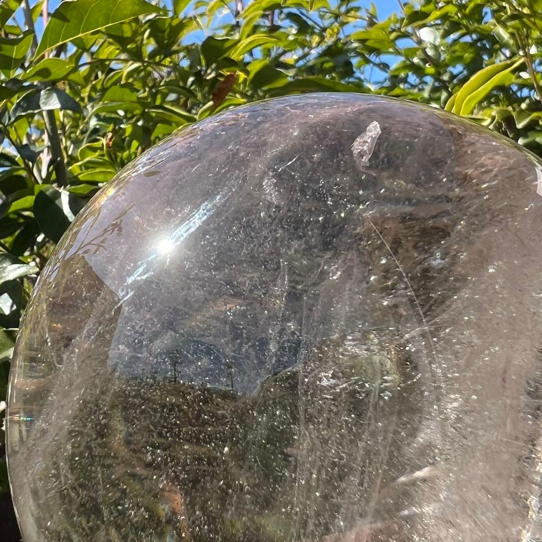 ✳️専用、‼️✨クラックと透明度と虹の共演✨虹入り ヒマラヤ水晶 丸玉 天然石 原石