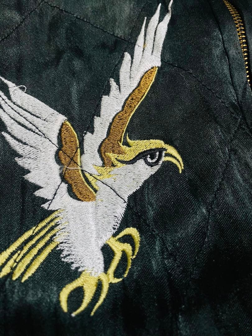 Embroidered 日本 スカジャン限定版 龍　サテン 100%silk